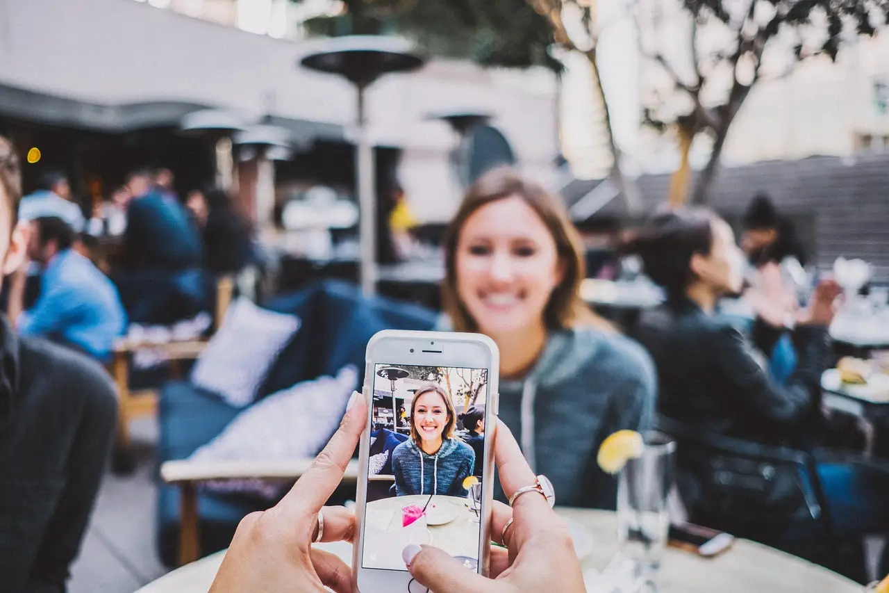 Camera industry recovers after severe slump caused by smartphones - Notebookcheck